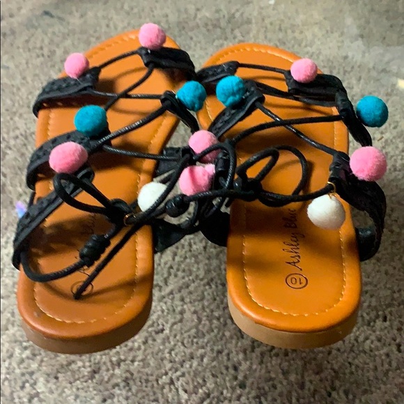 Ashley Blue Pom Pom Lace Sandals - Picture 5 of 7